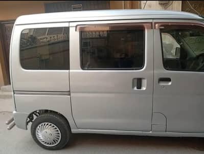 Daihatsu Hijet 2015