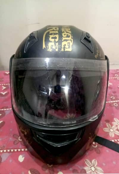 Selling my helmet in 10x10 condition