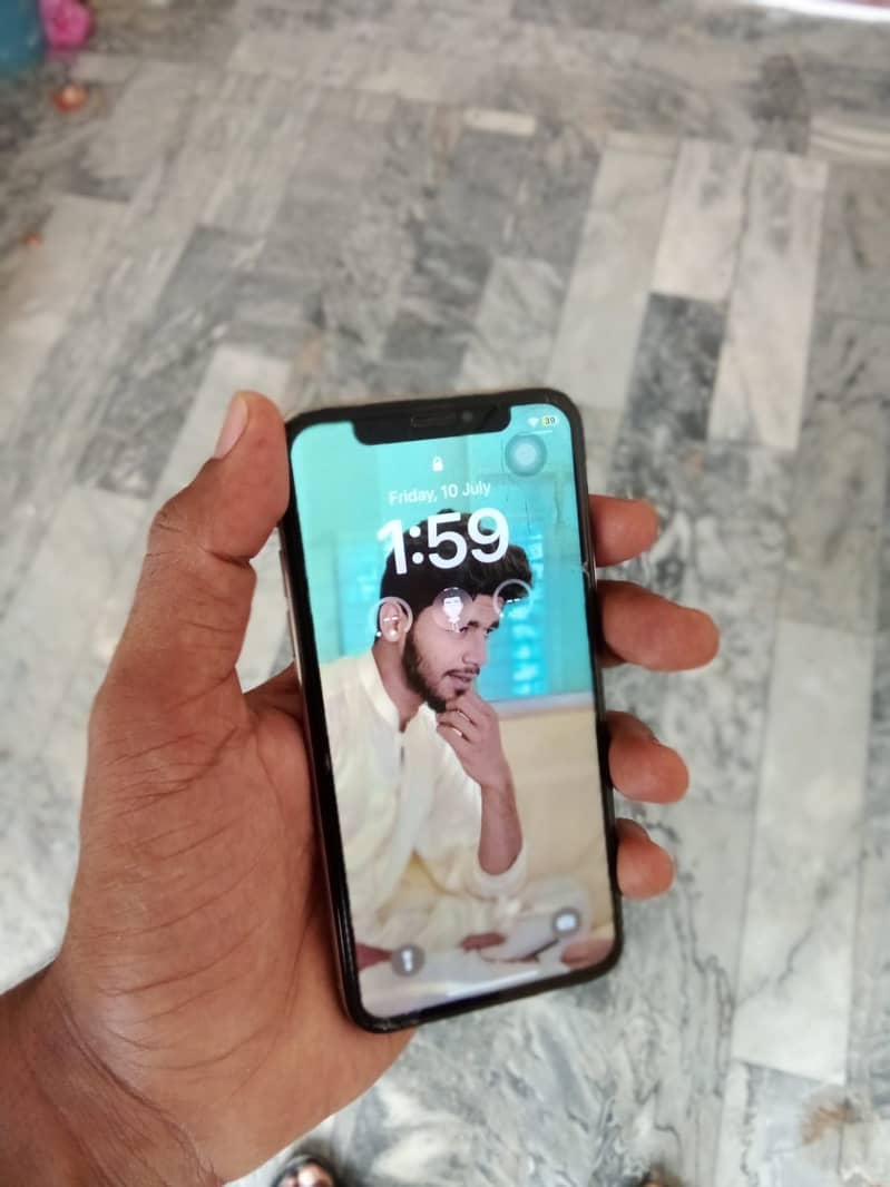 Apple iPhone X 1