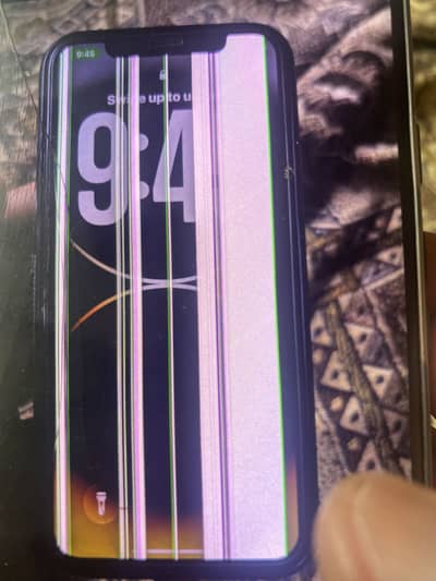 Apple iPhone 11 Pro ka display chaiay