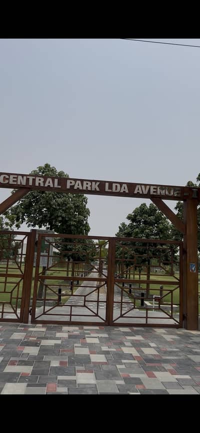 10 marla corner plot K block