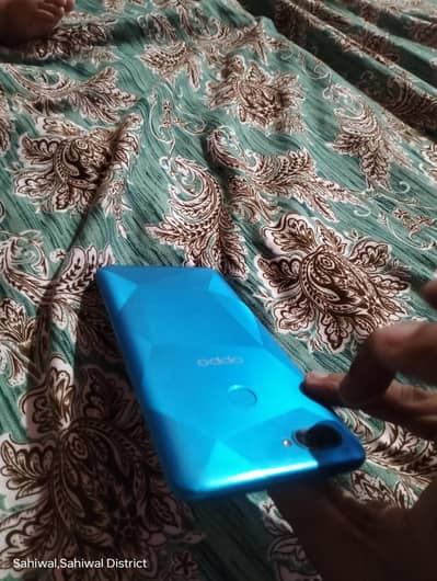 OPPO A11