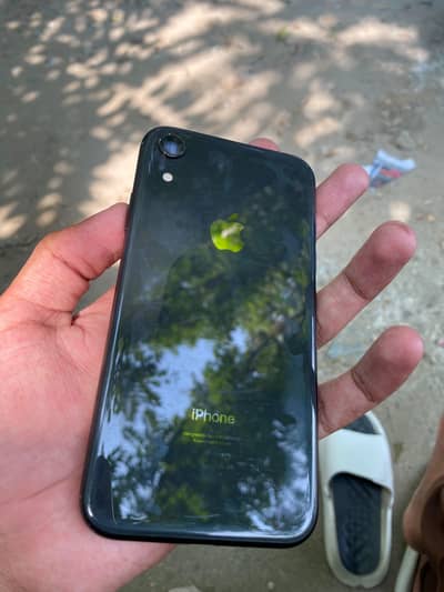 Apple iPhone XR