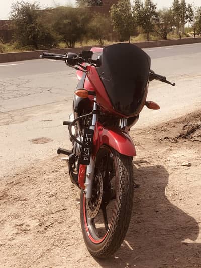 YAMAHA ybr 125cc 2019 model look like brand new condition