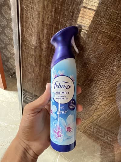 Febreze Air mist