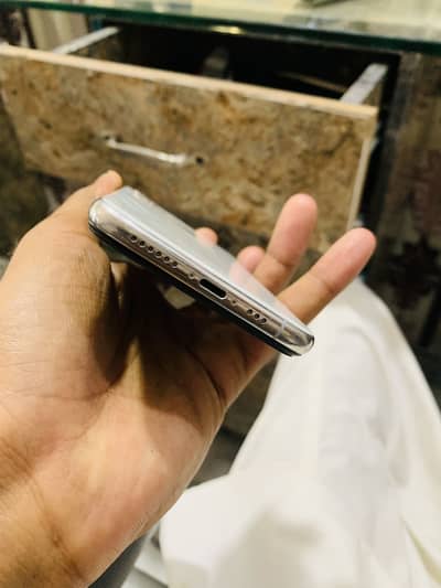 Apple iPhone XS