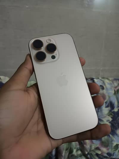 Apple iPhone 16 Pro