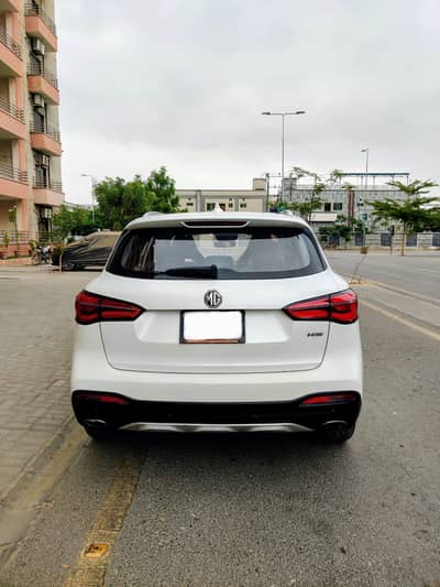 MG HS 2021
