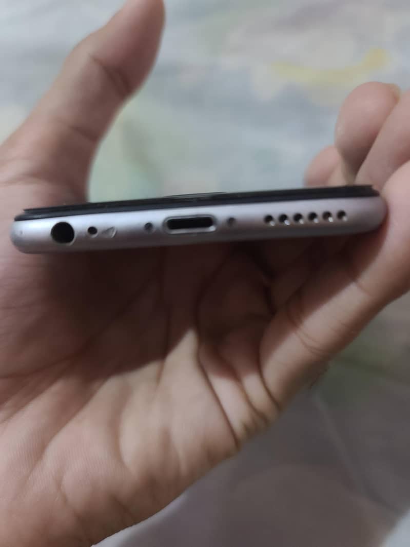 Apple iPhone 6S 5