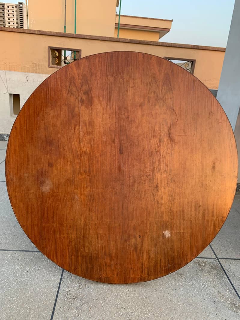 Dining table 4