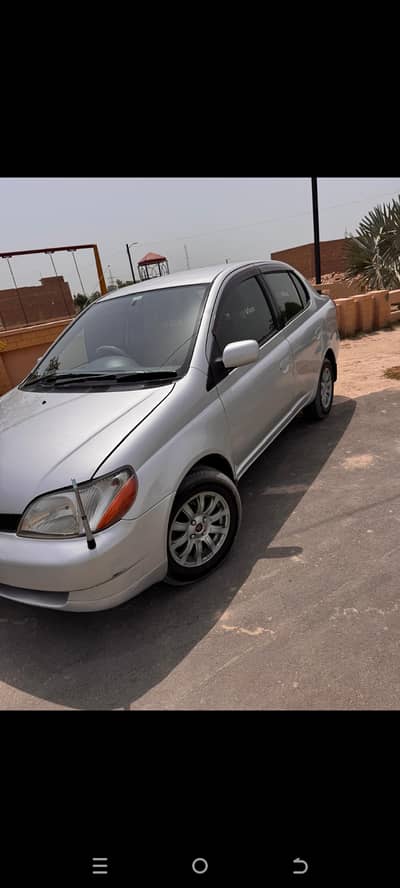 Toyota Platz 2001