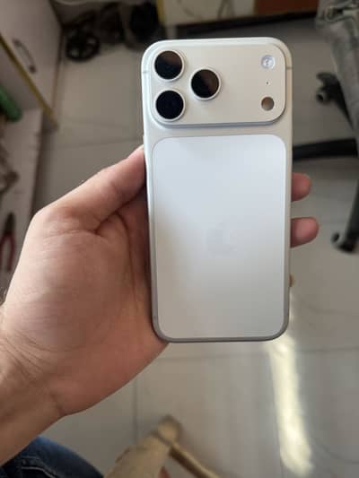 Apple iPhone 17 Pro Max