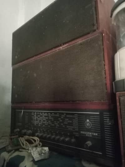 vintage radio