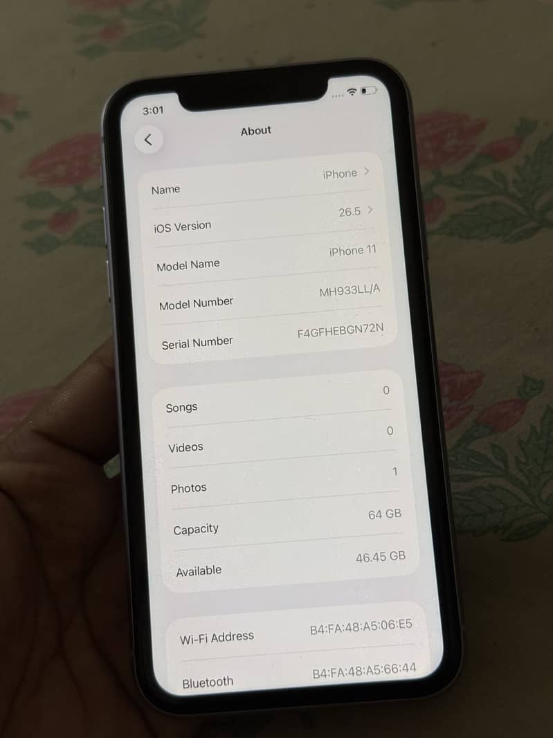 Apple iPhone 11 4