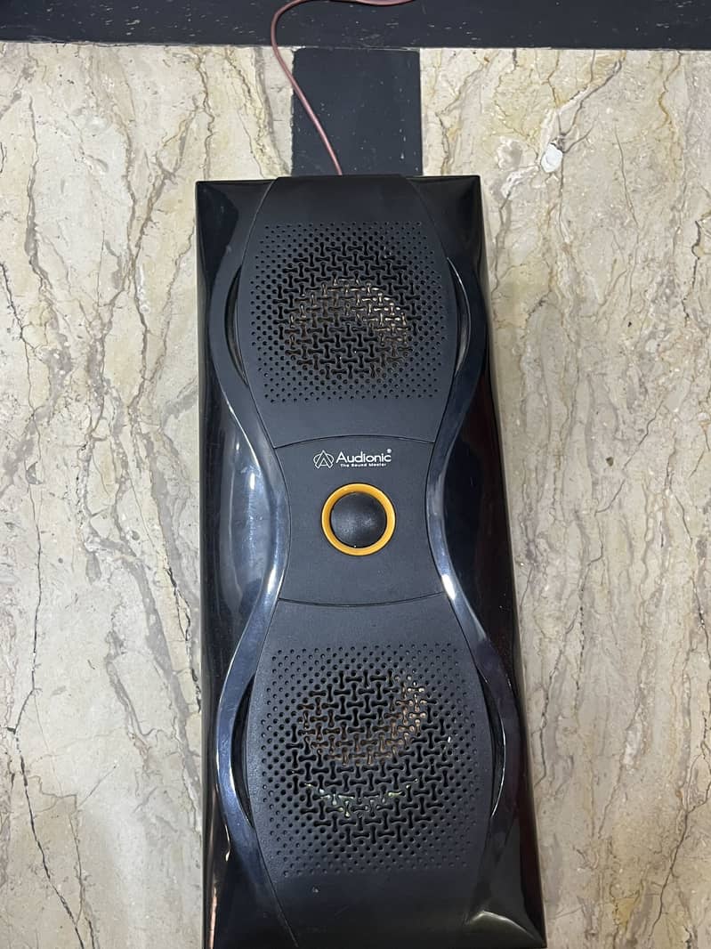 Audionic blutooth speakers 0