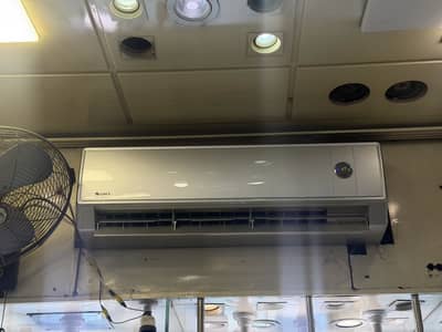Gree 2 ton Ac