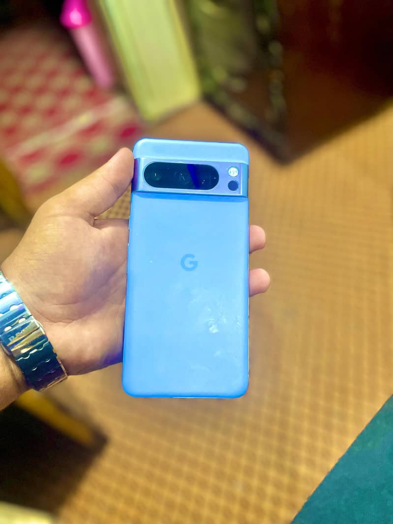 Google Pixel 8 Pro 4