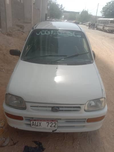 Daihatsu Cuore 2011