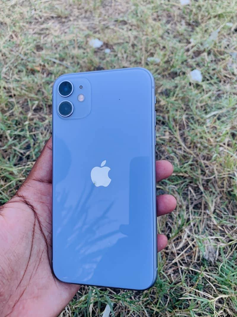 Apple iPhone 11 3