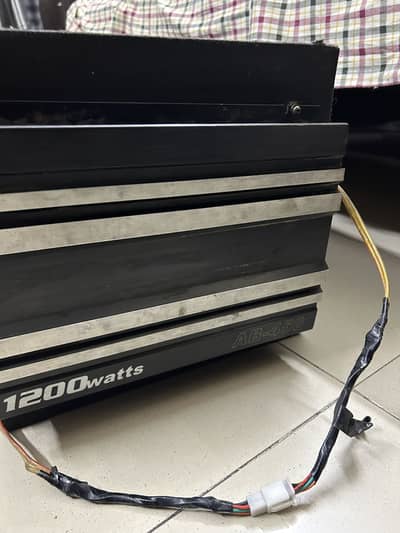 Subwoofer and amplifier