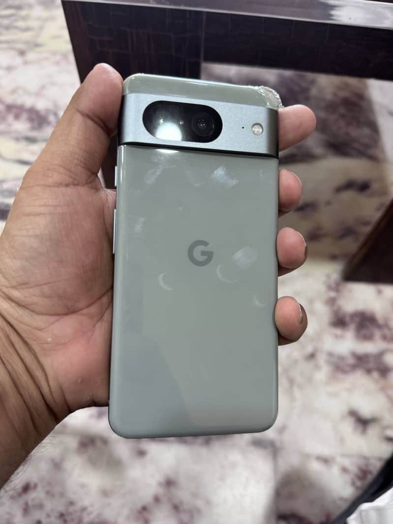 Google Pixel 8 3