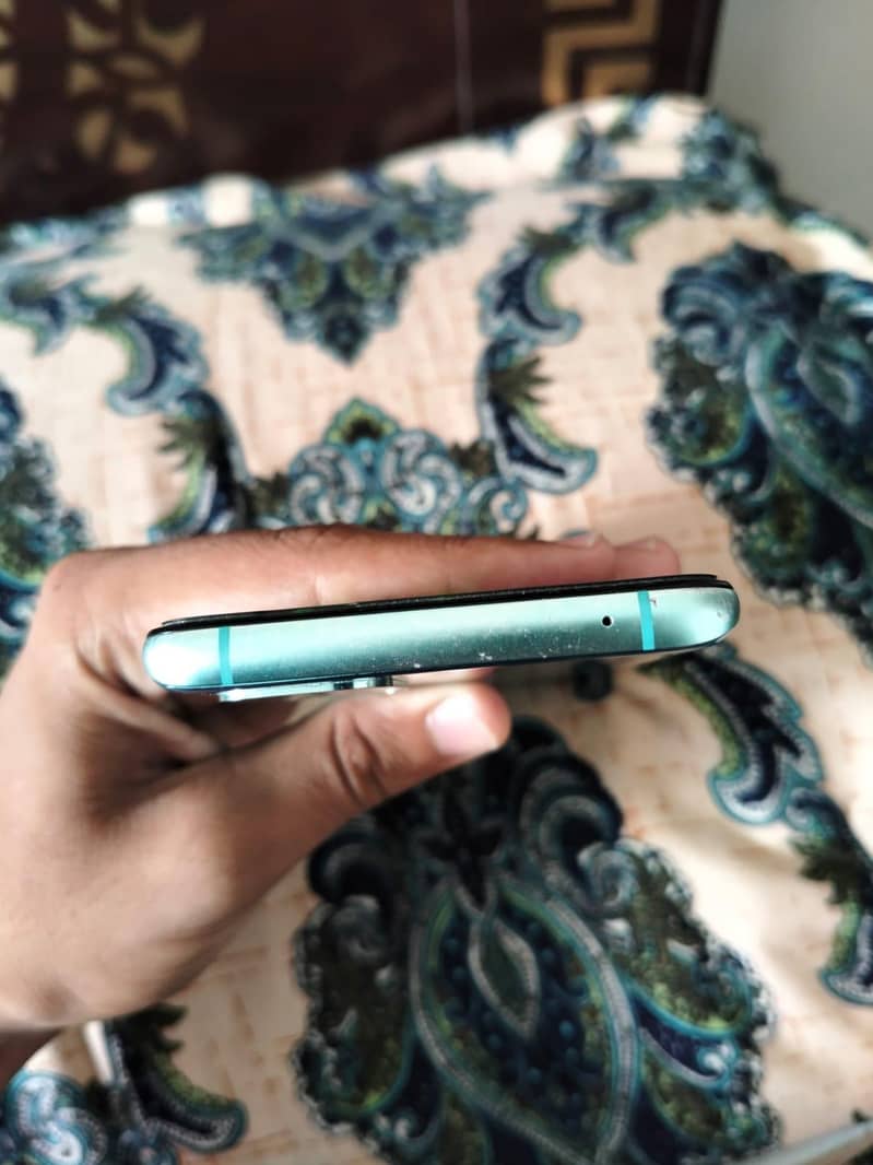One Plus 8T 3