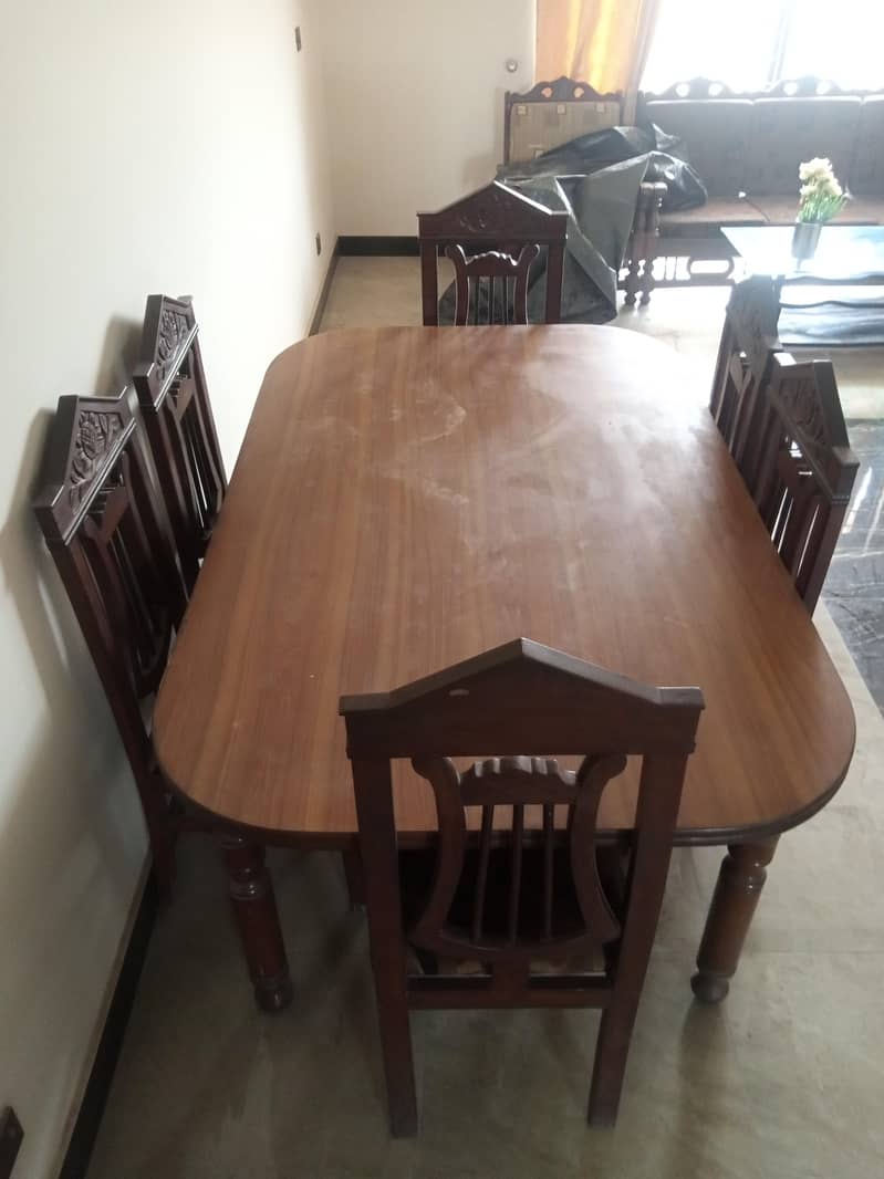 Dining Table + 6 Chairs 0