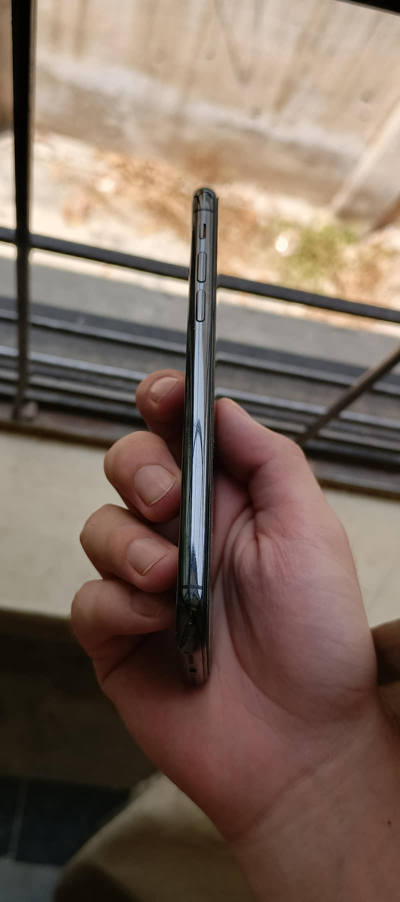 iPhone X 3