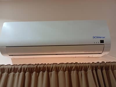 Haier 1 ton DC inverter heat&cool available for sale