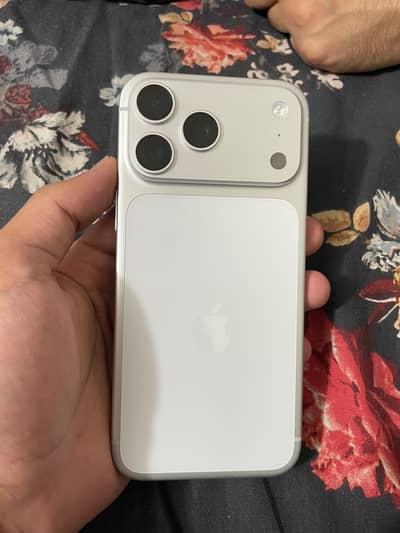 Apple iPhone 17 Pro Max JV