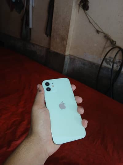 Apple iPhone 12