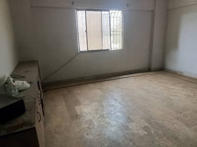 1800 Sq. Ft. Corner Apartment for Sale in Clifton Block 1 3 Bedrooms | First Floor