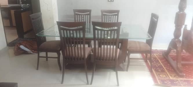 6-Seater Dining Table Set for Sale – Excellent Condition