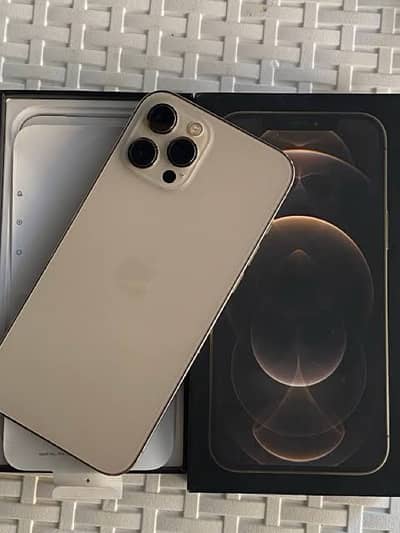 Iphon 12 Pro Max 10\10