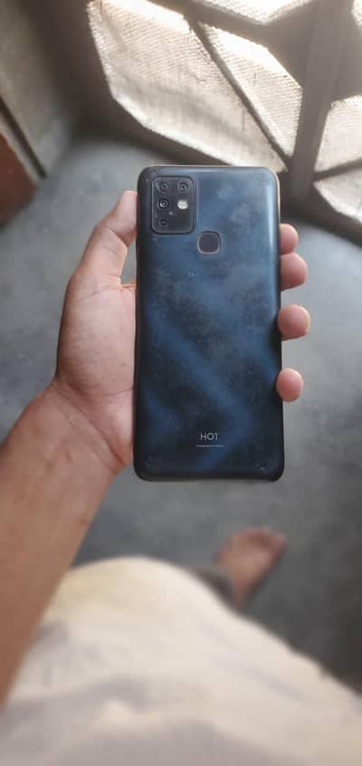 Infinix Hot 10
