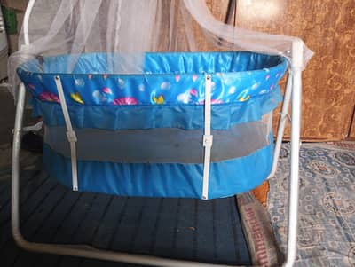 Baby crib
