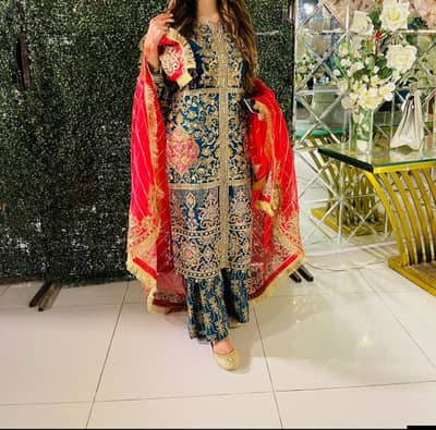 maryum and maria branded dress