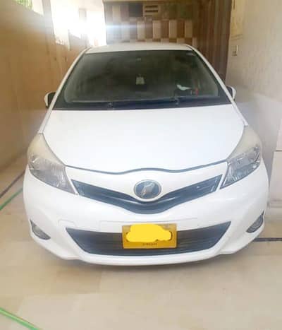 Toyota Vitz 2012
