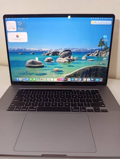 MacBook Pro 16" 2019 | i9 8-Core | 32GB RAM | 500GB SSD | 4GB Graphic
