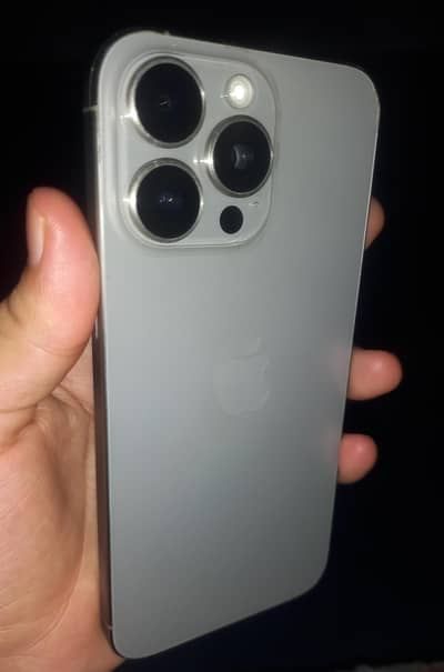 iPhone 15 Pro Max