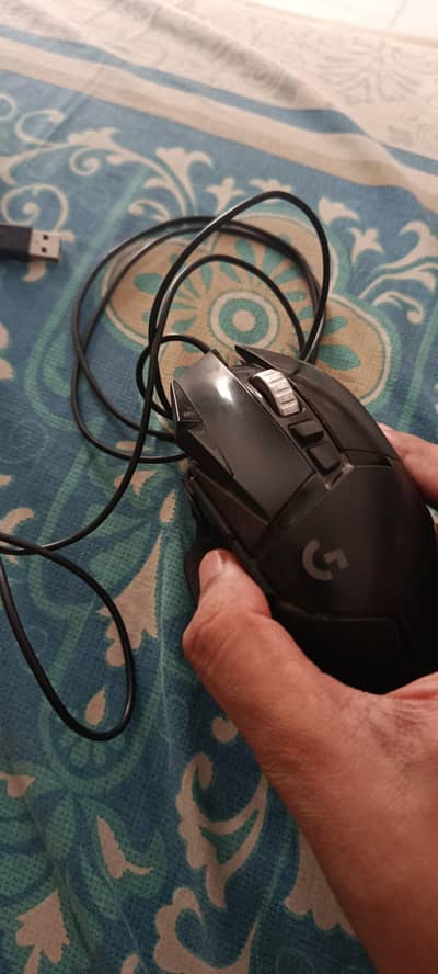 G502 HERO with weights