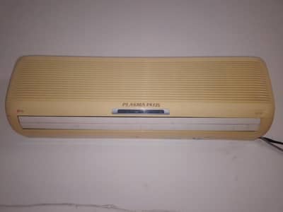 AC LG PLASMA PLUS (WITH SERVICE )