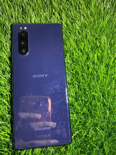 Sony Xperia 5