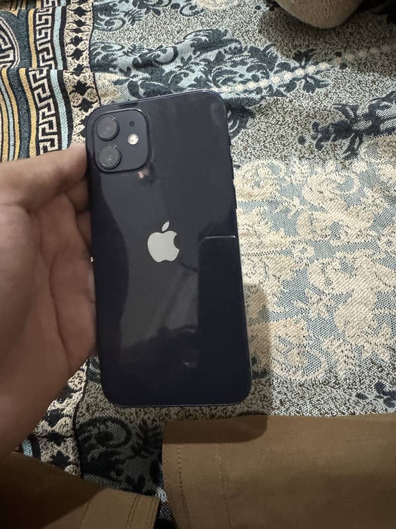 Apple iPhone 12 0