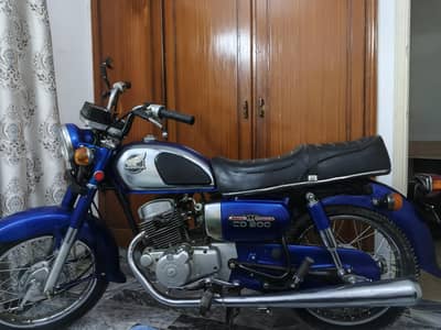 honda CD 200 bike may koi Kam nahe hy