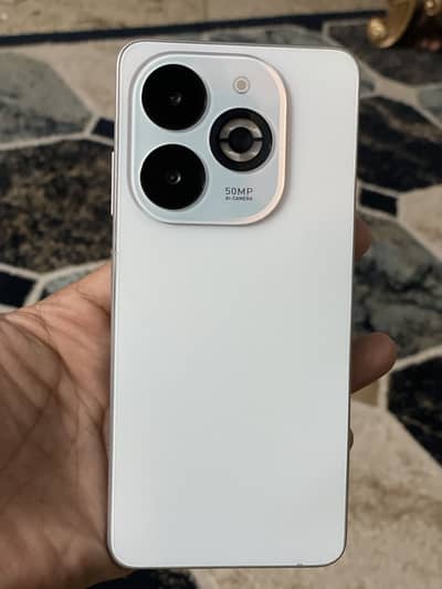 Infinix Smart 8
