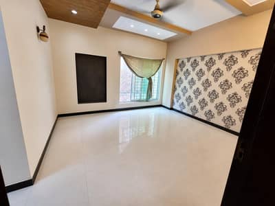 5 Marla House Single Room  Available For Rent (bachelour) Allowed