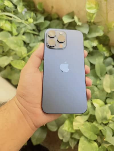 Apple iPhone 15 Pro Max