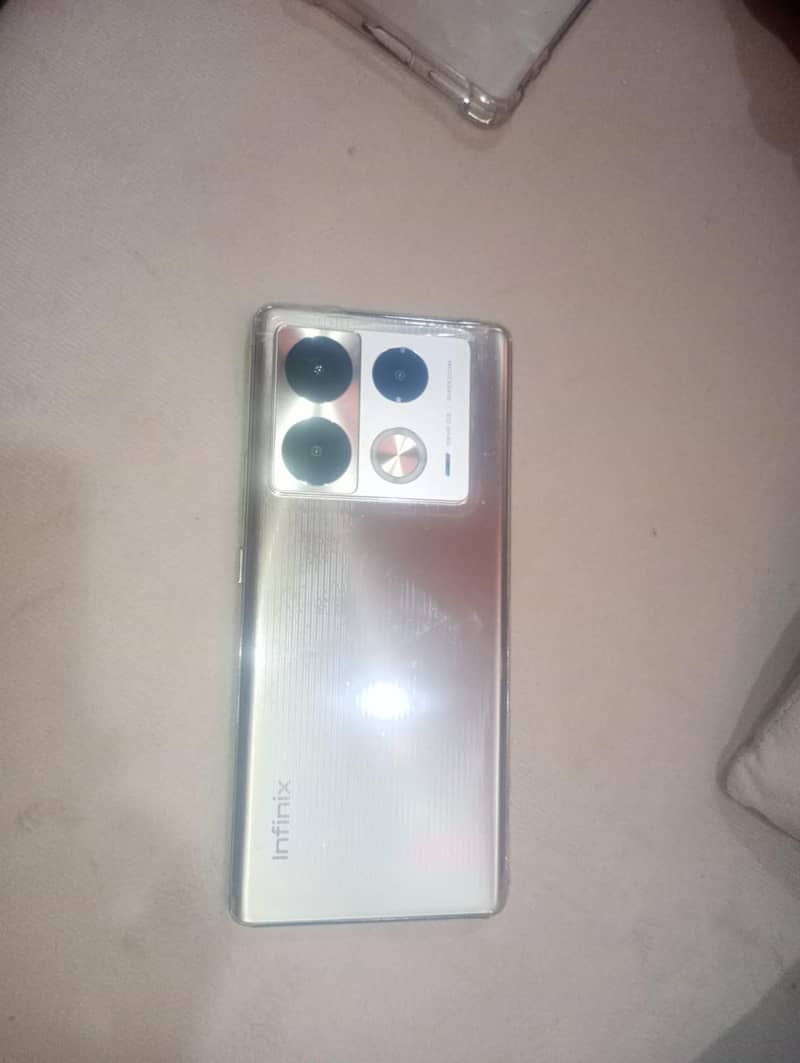 Infinix Note 4 Pro 3