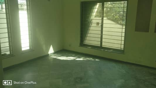 1 KANAL USED HOUSE FOR SALE